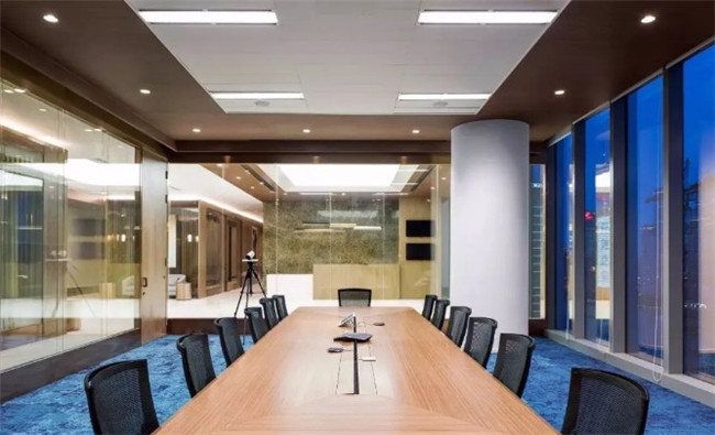 落地(dì)窗(chuāng)如(rú)何安裝更安全 番禺裝修公司|番禺裝飾公司|市(shì)橋裝修公司|番禺專業(yè)裝修公司|番禺設計(jì)公司|番禺辦公室裝修公司|廣州番禺裝修公司|穗桦專業(yè)